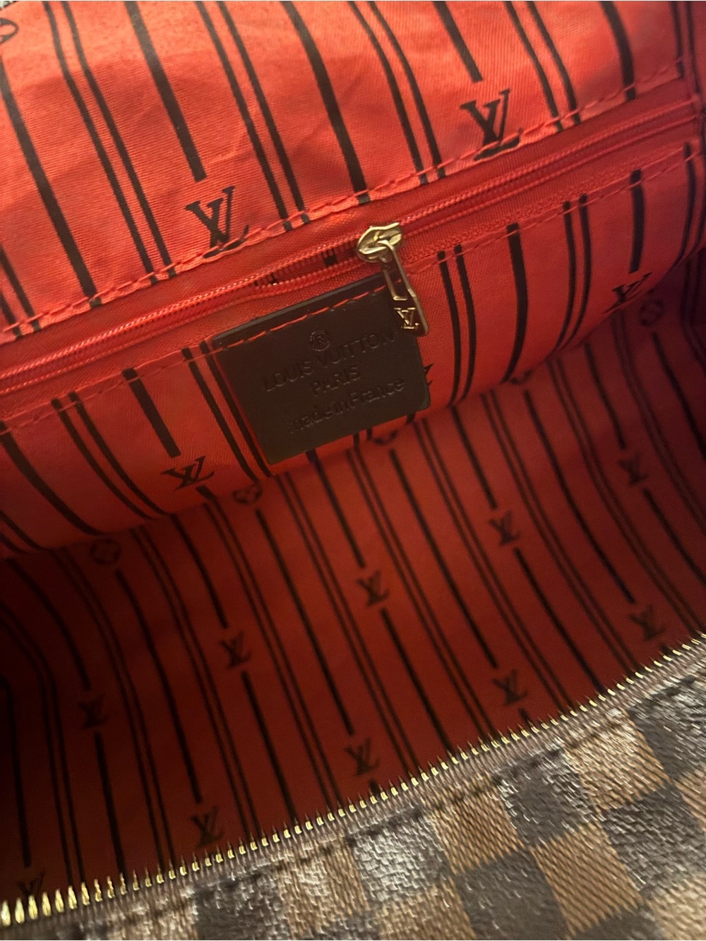 Designer-Style Brown Checker Weekend Bag - Picture 4 of 4